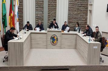 SESSÃO ORDINÁRIA DE 16 DE MAIO￼
