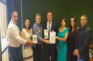 VEREADORA SUELI EM PARCERIA COM O DEPUTADO COVATTI FILHO ANUNCIARAM IMPORTANTES EMENDAS PARA ARVOREZINHA