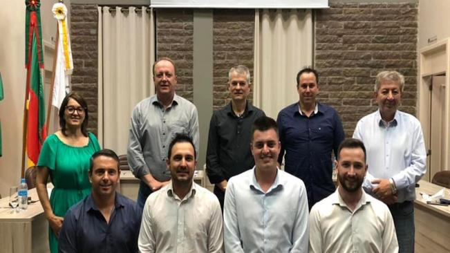 LEGISLATIVO MUNICIPAL SEDIOU PRIMEIRA SESSÃO ORDINÁRIA DE 2022 NA TARDE DE ONTEM (07/02)